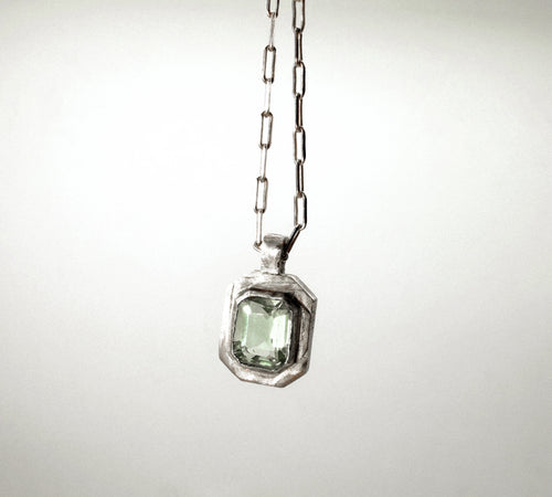 "The necklace"